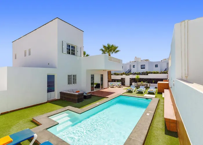 Villa Sol Lanzarote By Puerto del Carmen (Lanzarote)